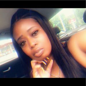 Meet your Posher, Jazmine